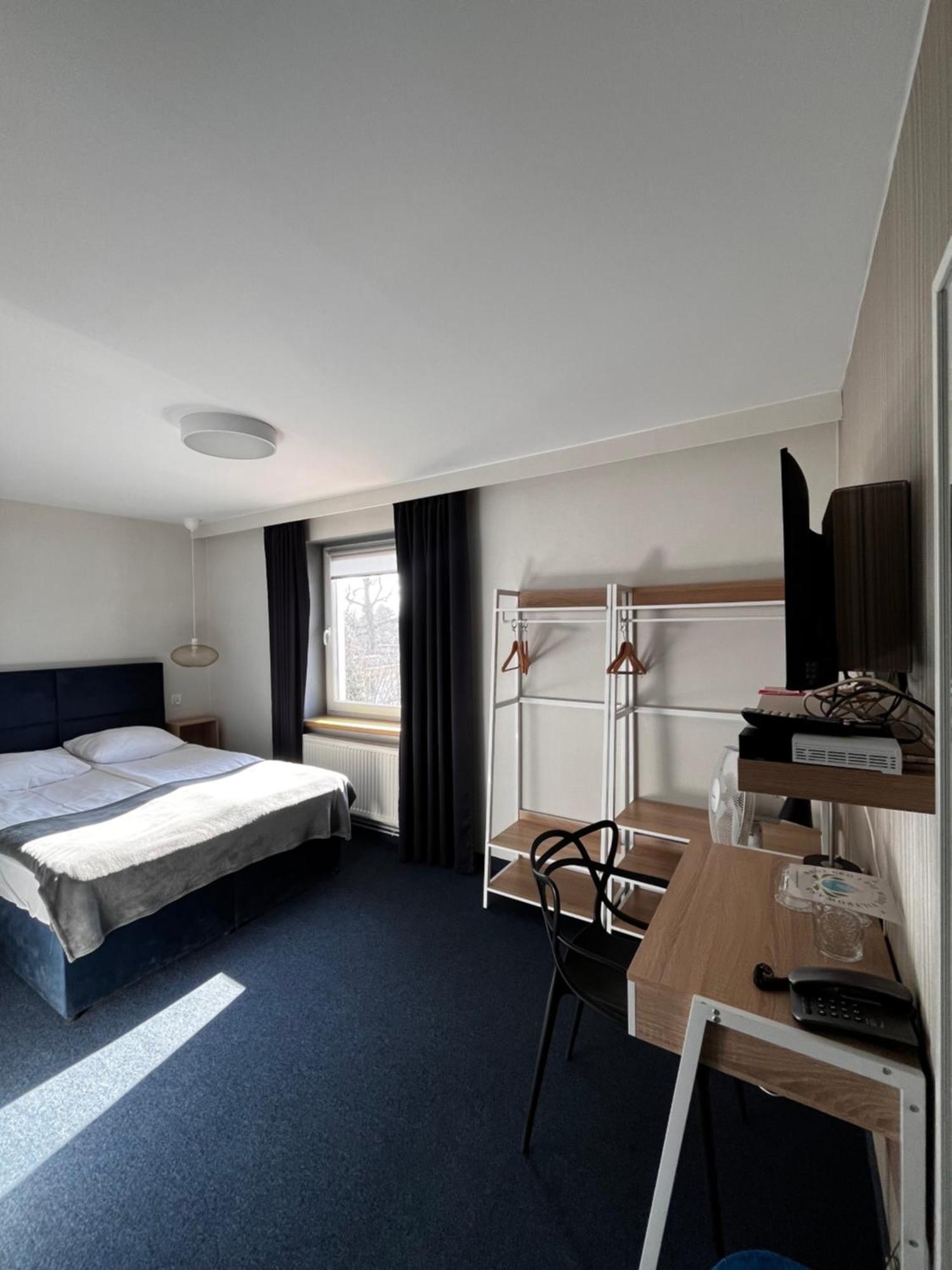 Hotel Marta Oława Esterno foto