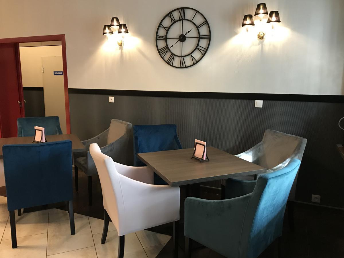 Hotel Marta Oława Esterno foto